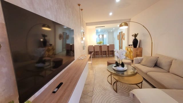 2 makuuhuone Huoneisto vuokrattavana paikassa Almuñécar mukana uima-altaan 
autotalli - 900 € (Ref: 9256688)