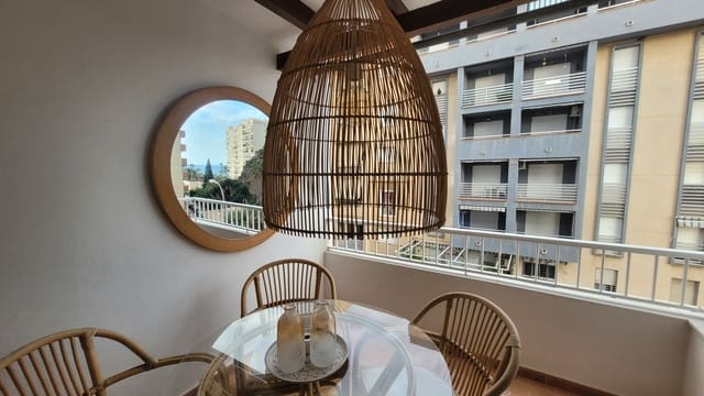 2 makuuhuone Huoneisto vuokrattavana paikassa Almuñécar mukana uima-altaan 
autotalli - 900 € (Ref: 9256688)