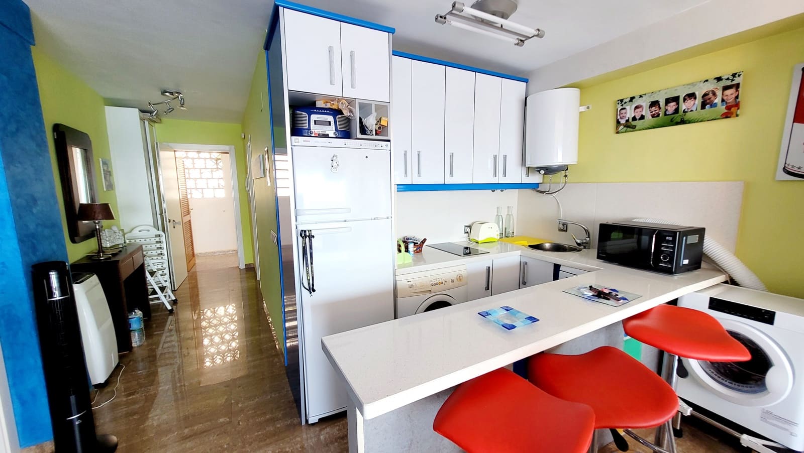 2 soverom Strandleiligheter til leie i Almunecar - € 800 (Ref: 9258237)