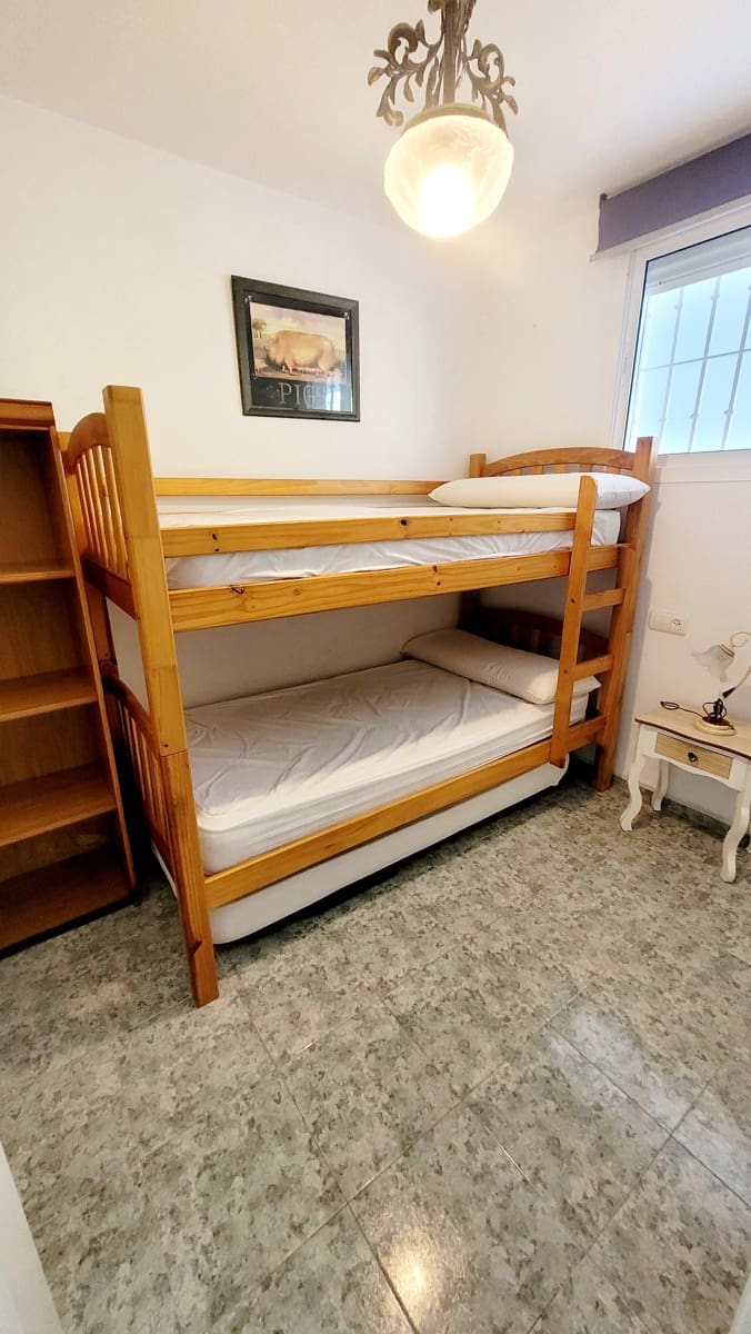 2 sypialnia Apartament przy plaży do wynajęcia w Almunecar z basenem garażem - 750 € (Ref: 9273000)