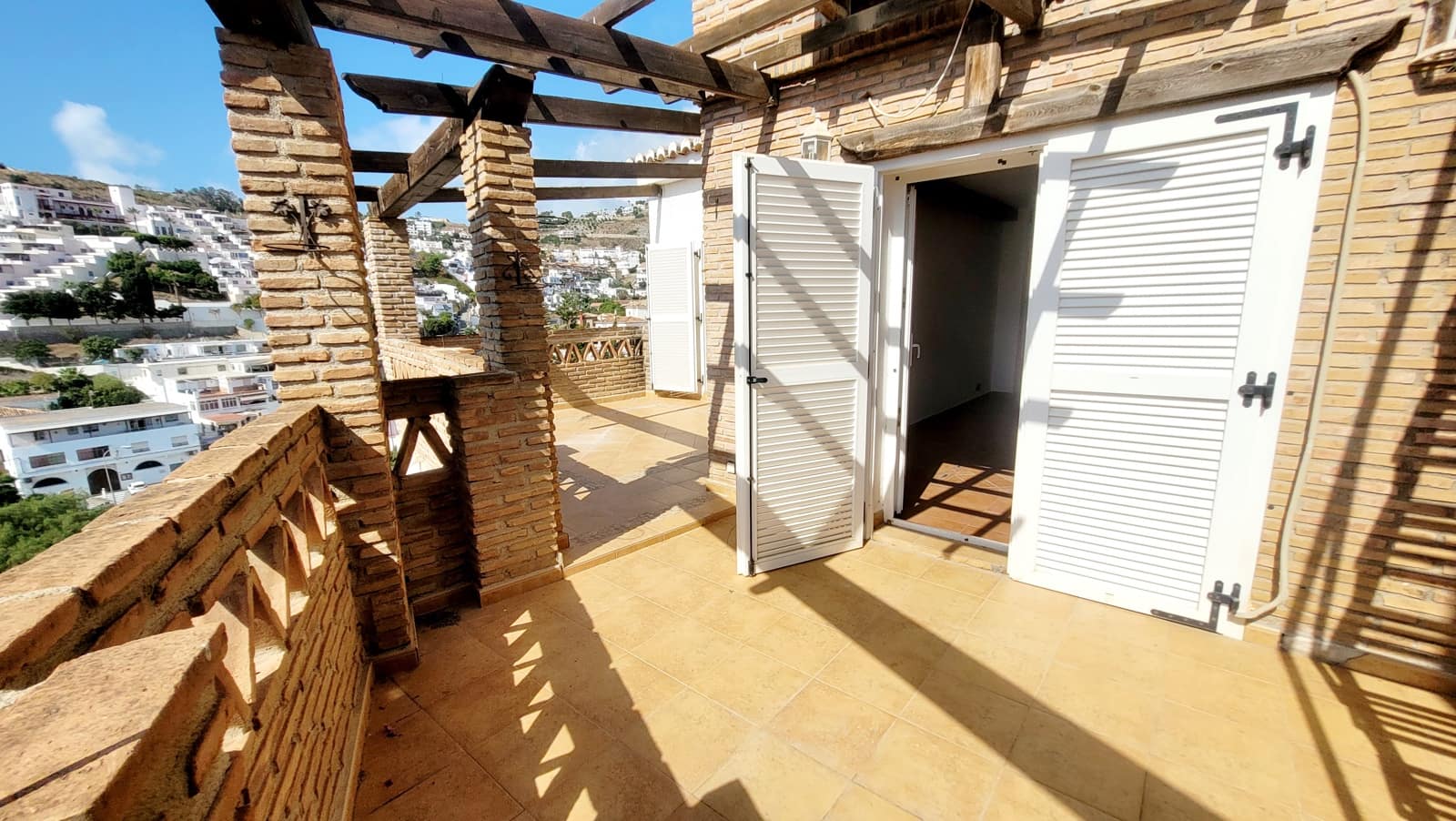 3 soverom Hus til salgs i Almunecar med garasje - € 290 000 (Ref: 9298954)