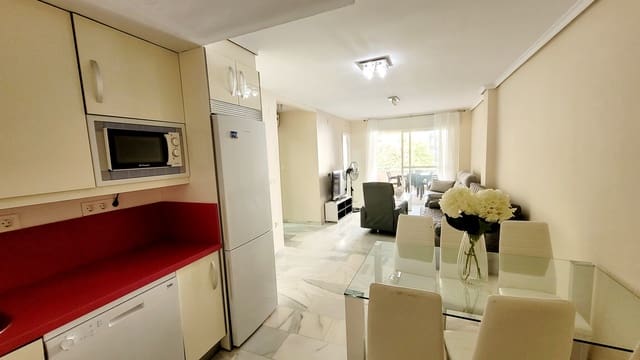 2 sovrum Strandlägenhet att hyra i Almuñécar med pool - 700 € (Ref: 9322365)