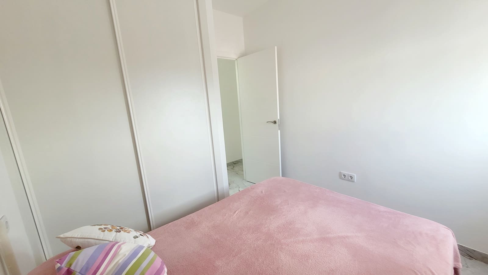 3 sovrum Hus att hyra i Almunecar med garage - 1 000 € (Ref: 9402413)