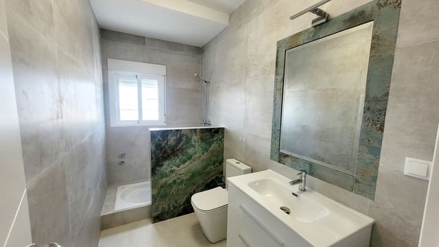 3 sovrum Hus att hyra i Almuñécar med garage - 1 000 € (Ref: 9402413)