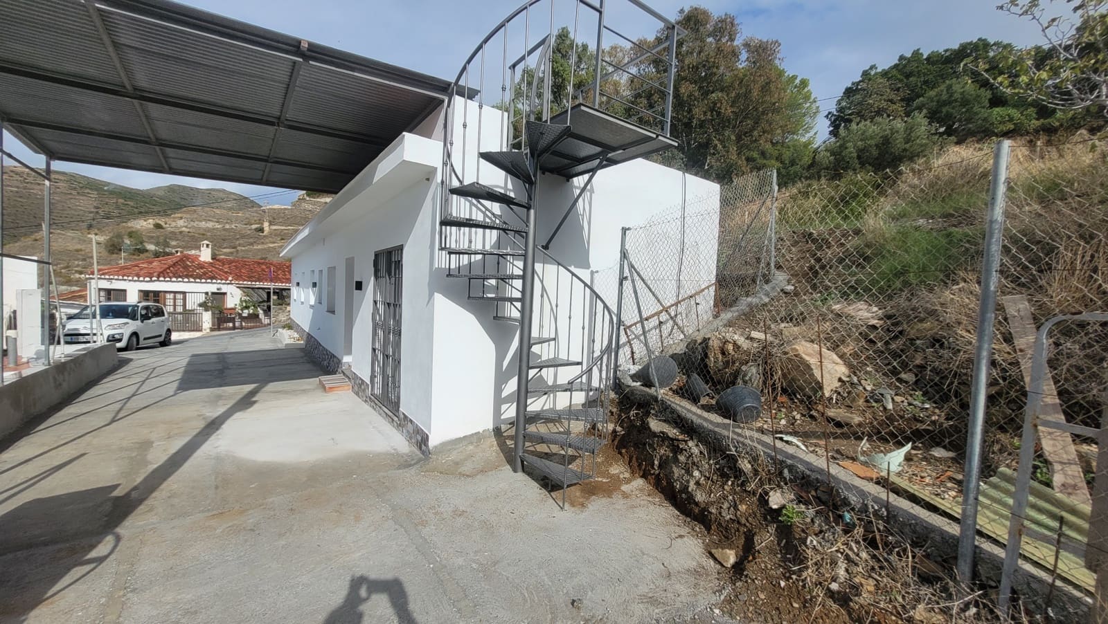 3 sovrum Hus att hyra i Almunecar med garage - 1 000 € (Ref: 9402413)