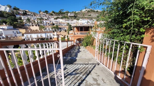 2 quarto Apartamento para arrendar em Almuñécar com piscina garagem - 800 € (Ref: 9402480)