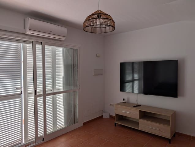 2 bedroom Beach Apartment for rent in Vera Playa Naturista, Vera with pool - € 850 (Ref: 9203304)