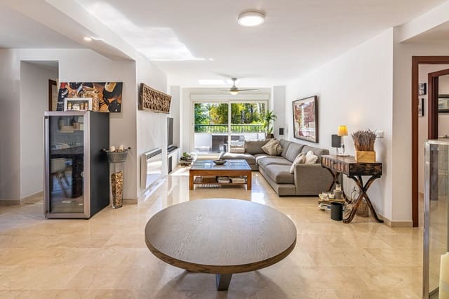 5 soverom Leilighet til salgs i Guadalmina Baja, Marbella med svømmebasseng garasje - € 690 000 (Ref: 9207164)