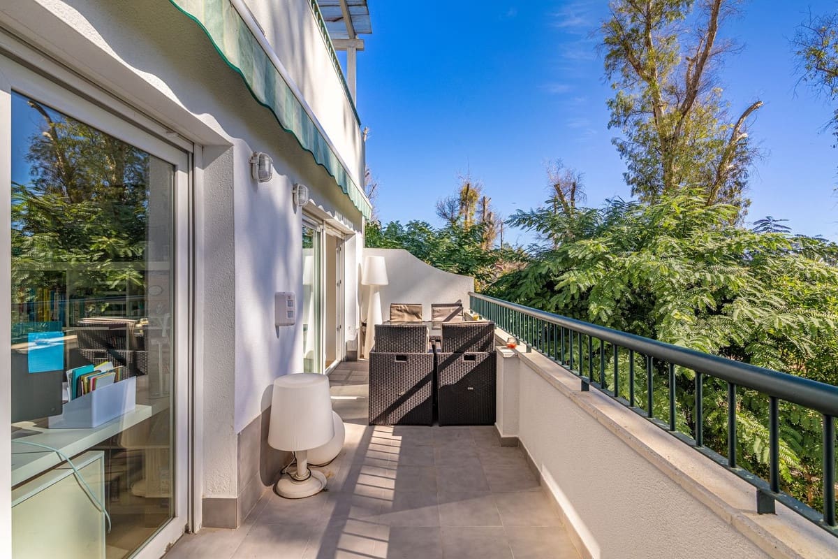 5 bedroom Apartment for sale in Guadalmina with pool garage - € 690,000 (Ref: 9207164)