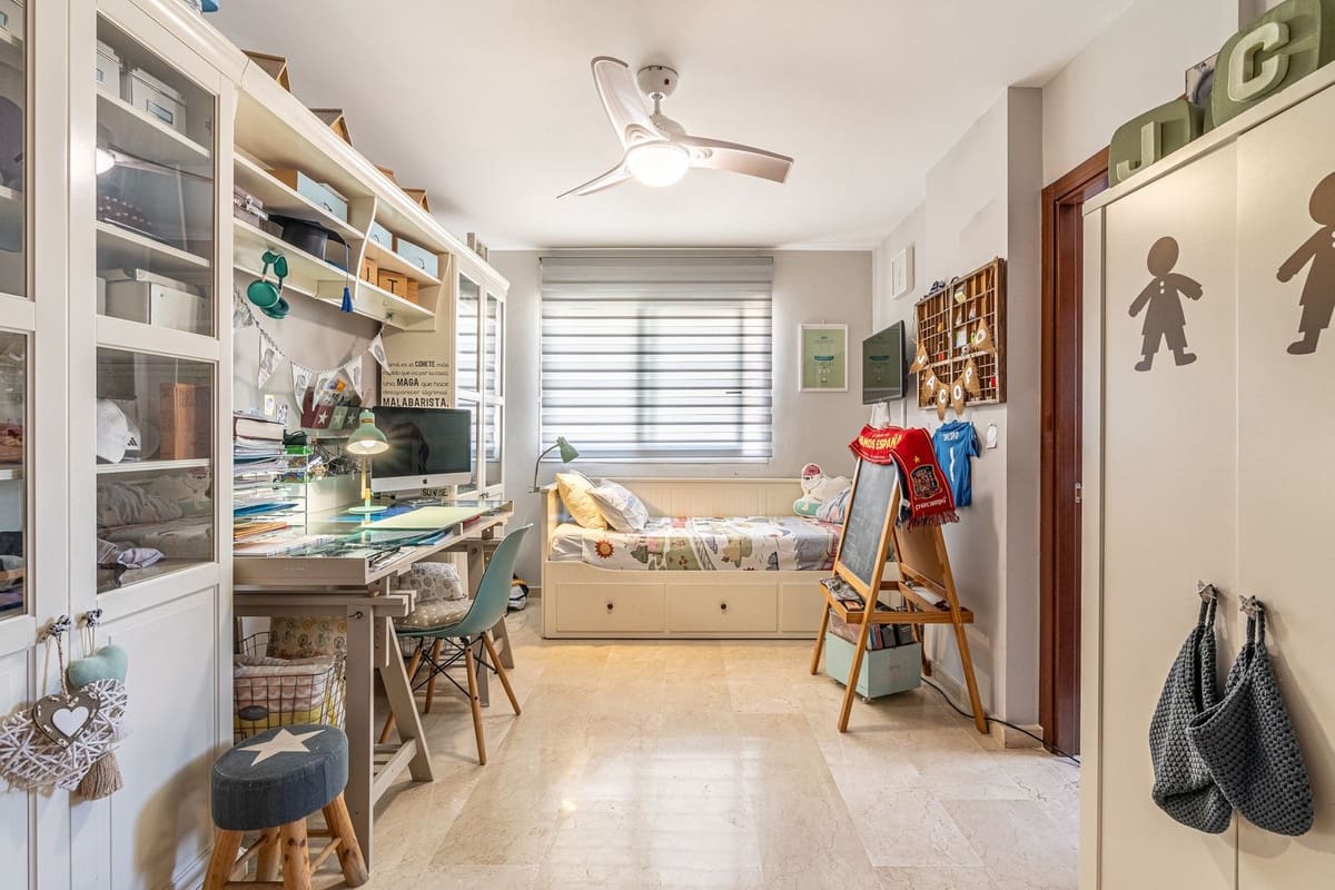 5 bedroom Apartment for sale in Guadalmina with pool garage - € 690,000 (Ref: 9207164)