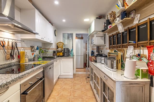 5 soverom Leilighet til salgs i Guadalmina Baja, Marbella med svømmebasseng garasje - € 690 000 (Ref: 9207164)