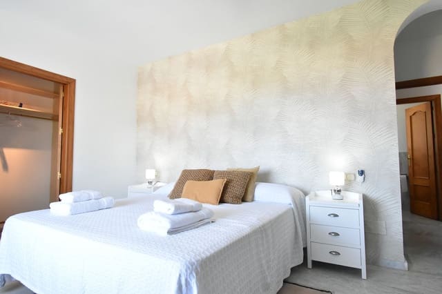 4 camera da letto Villa da affitare come casa vacanza in Manilva con piscina garage - 2.500 € (Rif: 9207166)