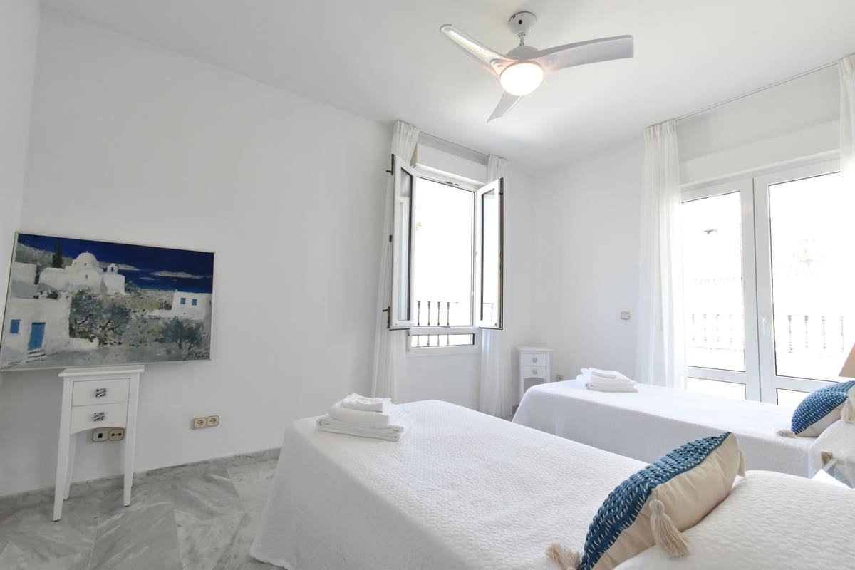 4 camera da letto Villa da affitare come casa vacanza in Manilva con piscina garage - 2.500 € (Rif: 9207166)