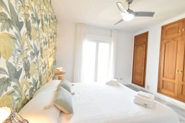 4 camera da letto Villa da affitare come casa vacanza in Manilva con piscina garage - 2.500 € (Rif: 9207166)