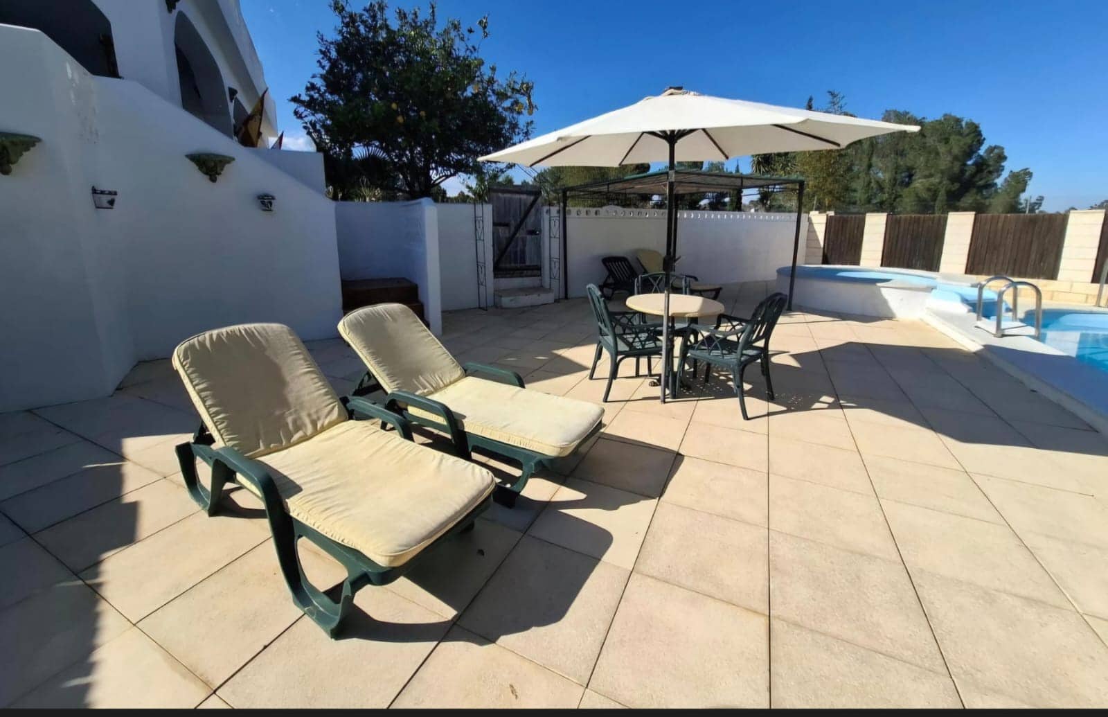 5 soverom Villa til salgs i Guadassuar med svømmebasseng garasje - € 697 000 (Ref: 9248413)