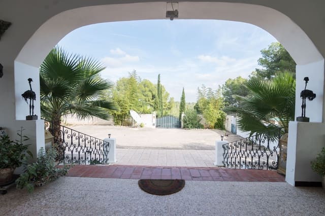 5 soveværelse Villa til salg i Guadassuar med swimmingpool garage - € 697.000 (Ref: 9248413)