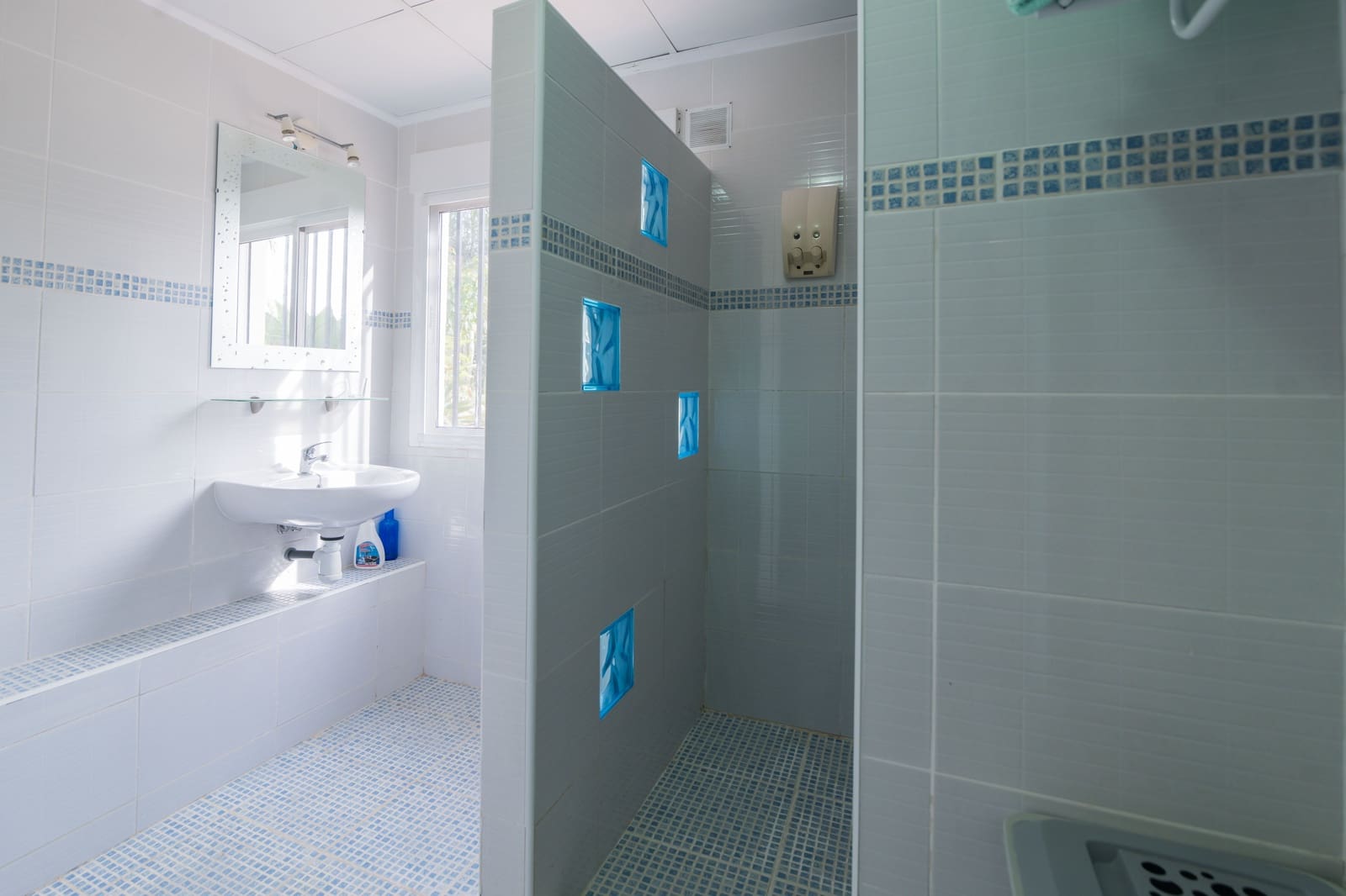 5 soverom Villa til salgs i Guadassuar med svømmebasseng garasje - € 697 000 (Ref: 9248413)