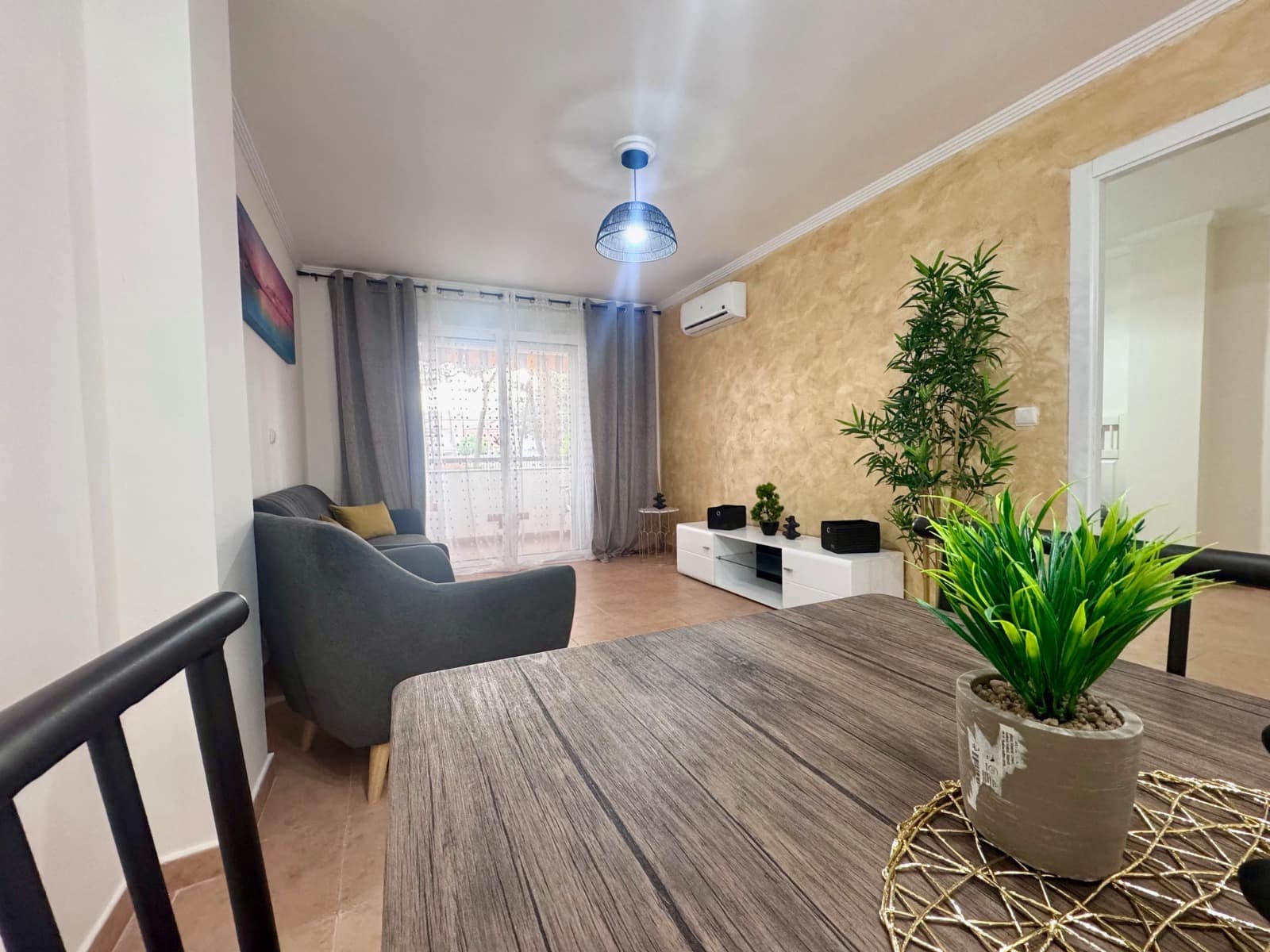 Apartamento de 2 habitaciones en San Pedro del Pinatar en venta - 149.900 € (Ref: 9218560)