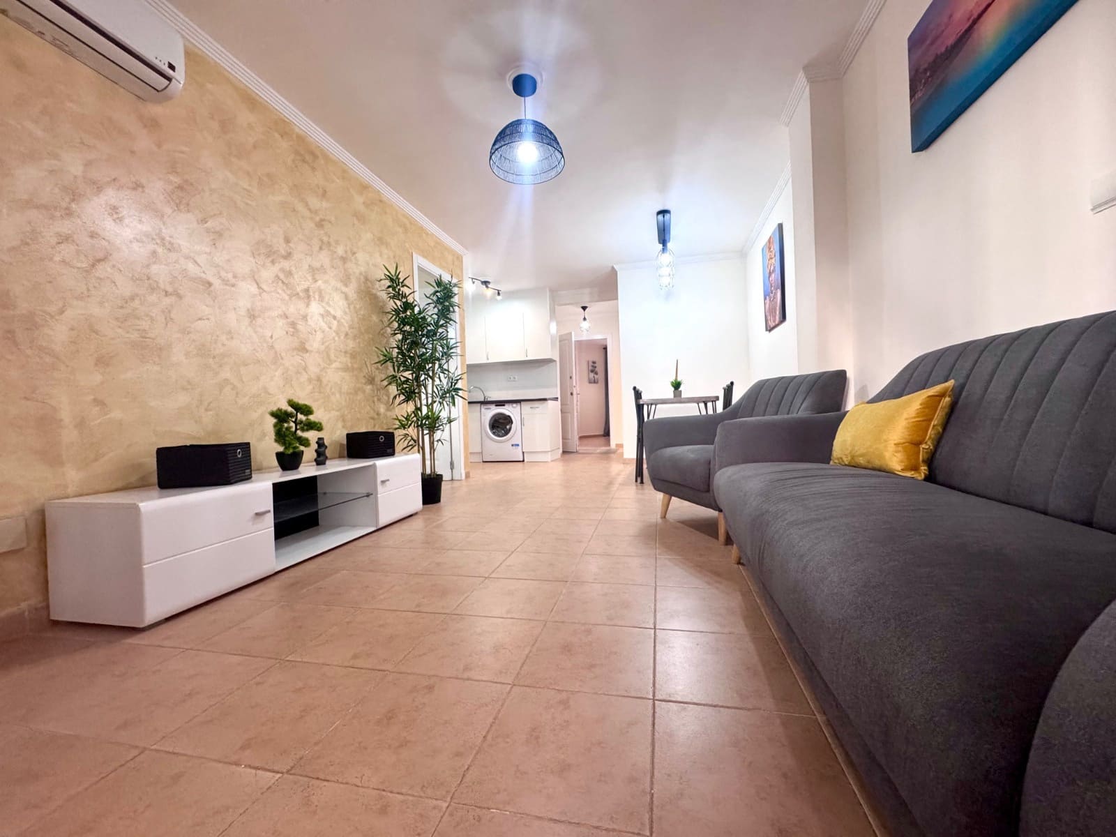 Apartamento de 2 habitaciones en San Pedro del Pinatar en venta - 149.900 € (Ref: 9218560)