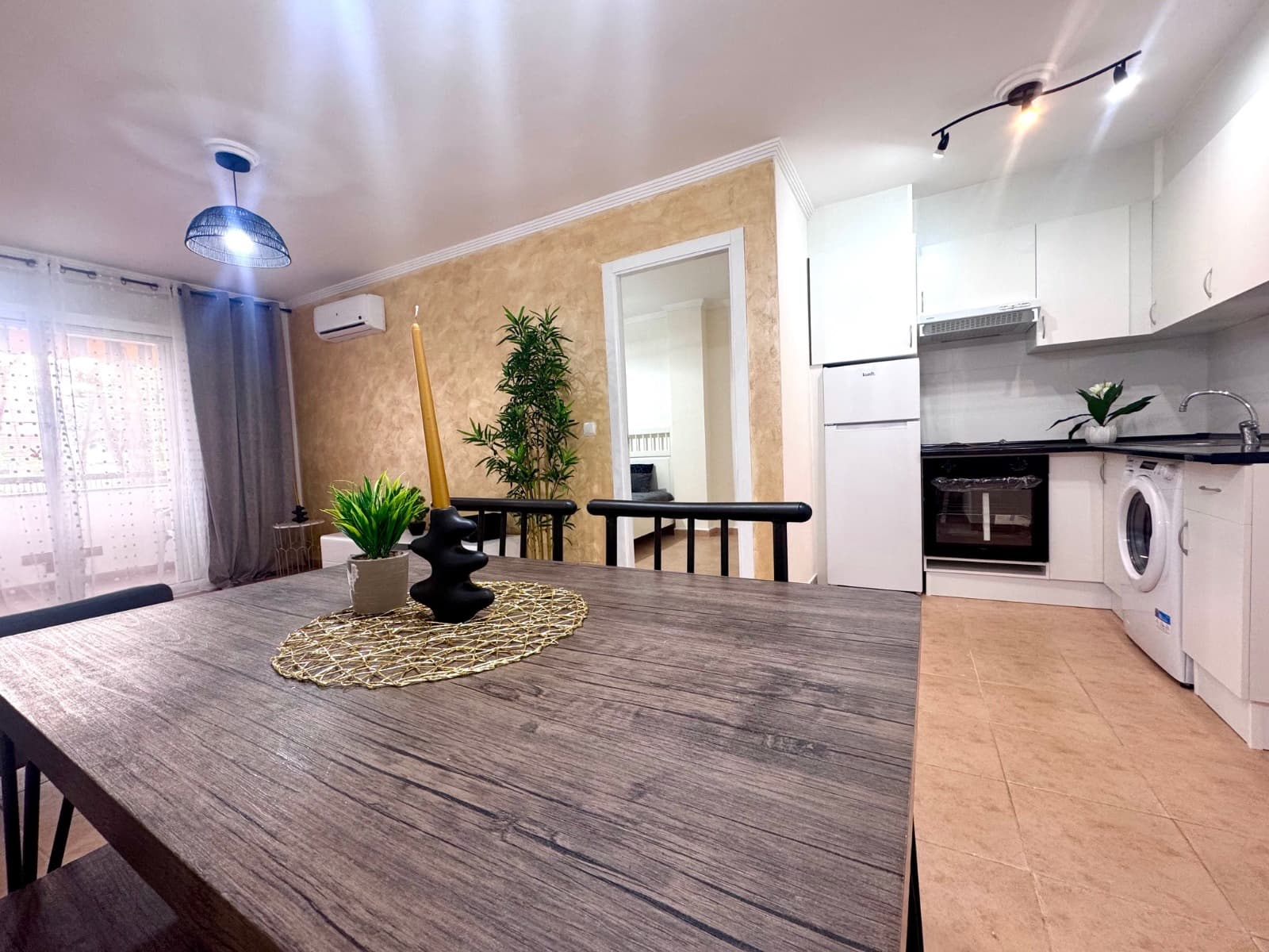 Apartamento de 2 habitaciones en San Pedro del Pinatar en venta - 149.900 € (Ref: 9218560)