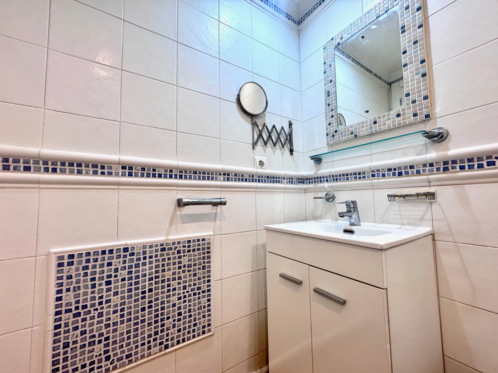 Apartamento de 2 habitaciones en San Pedro del Pinatar en venta - 149.900 € (Ref: 9218560)