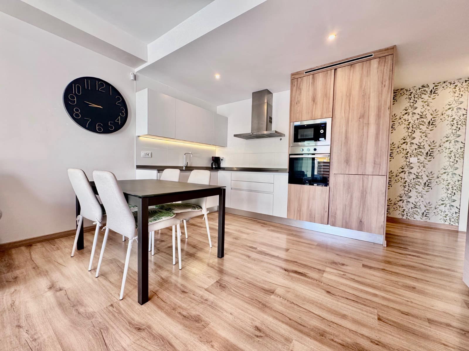 Chalet de 3 habitaciones en San Pedro del Pinatar en venta con piscina - 299.900 € (Ref: 9223337)