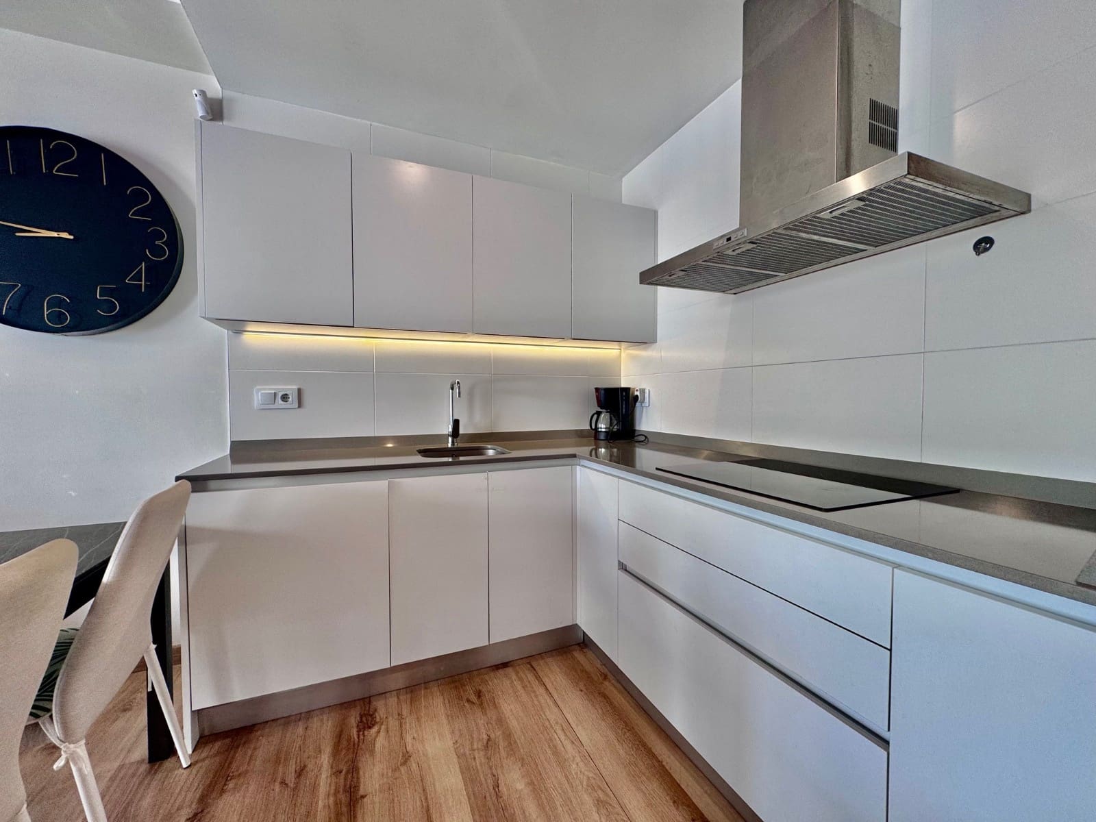 Chalet de 3 habitaciones en San Pedro del Pinatar en venta con piscina - 299.900 € (Ref: 9223337)