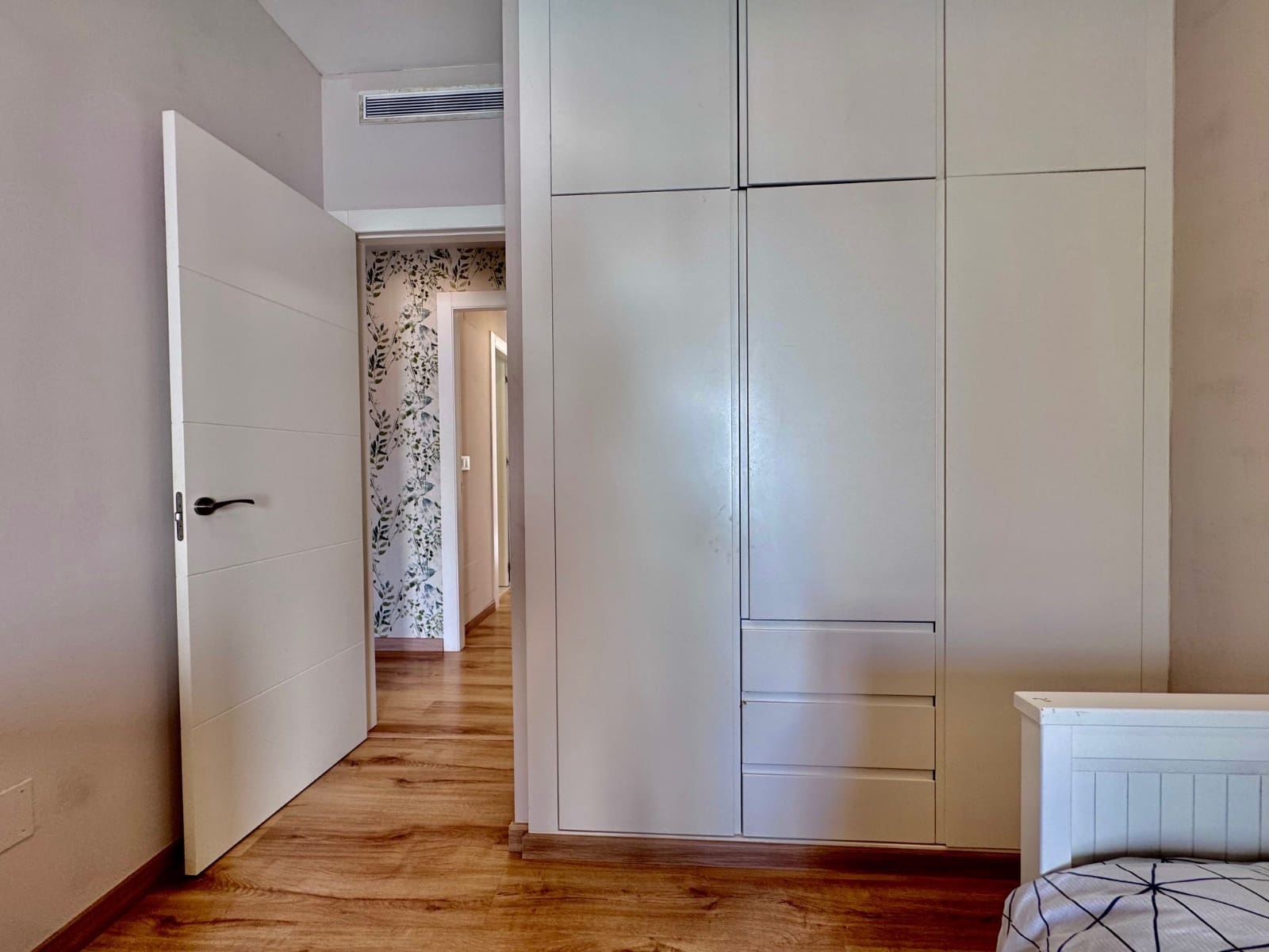 Chalet de 3 habitaciones en San Pedro del Pinatar en venta con piscina - 299.900 € (Ref: 9223337)