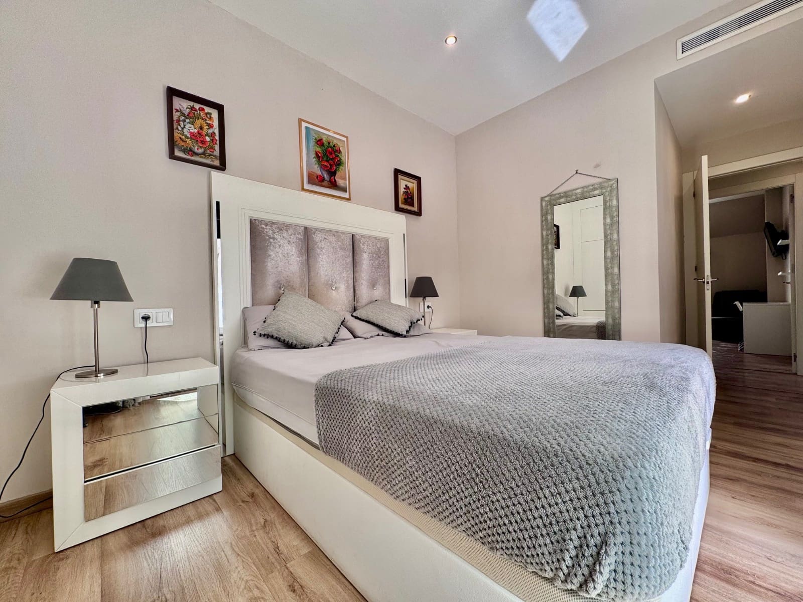 Chalet de 3 habitaciones en San Pedro del Pinatar en venta con piscina - 299.900 € (Ref: 9223337)