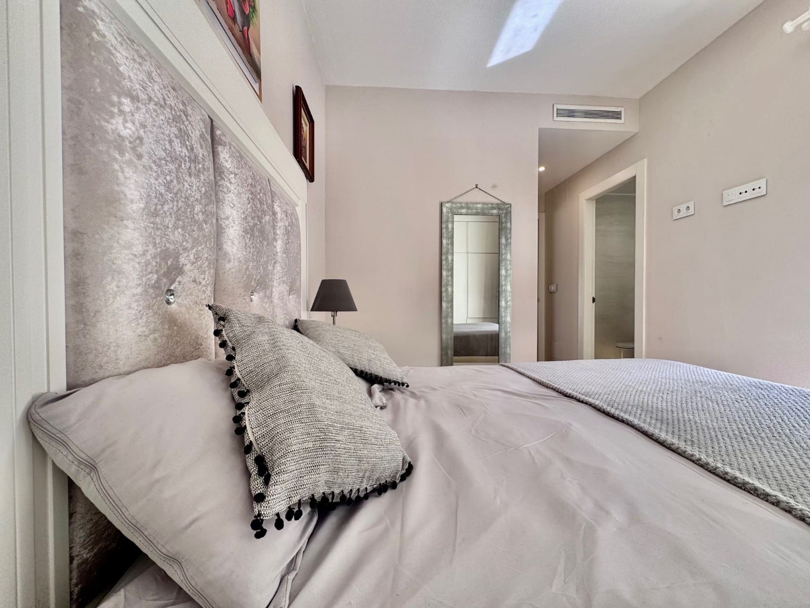 Chalet de 3 habitaciones en San Pedro del Pinatar en venta con piscina - 299.900 € (Ref: 9223337)