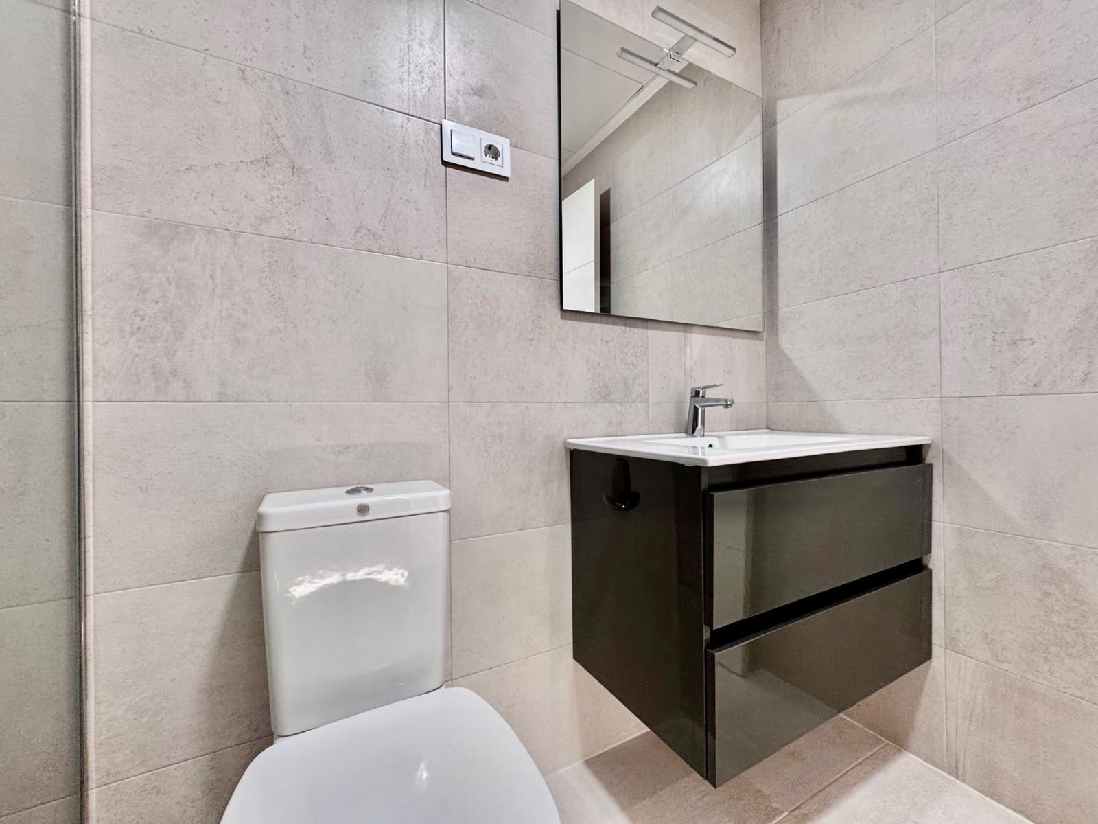 Chalet de 3 habitaciones en San Pedro del Pinatar en venta con piscina - 299.900 € (Ref: 9223337)