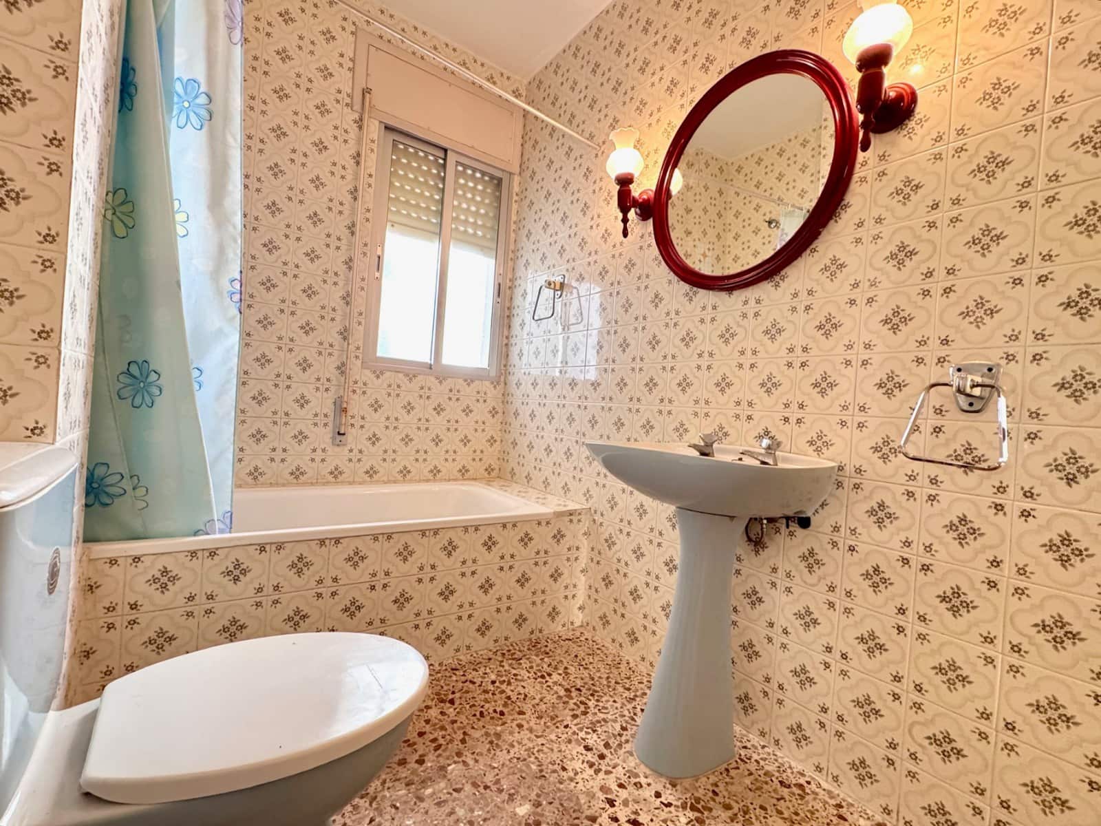 3 bedroom Apartment for sale in San Pedro del Pinatar with garage - € 112,000 (Ref: 9223542)