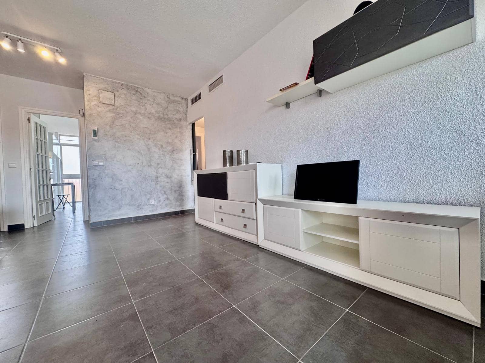 2 bedroom Apartment for sale in San Pedro del Pinatar with garage - € 122,900 (Ref: 9223554)