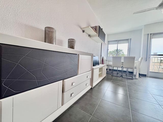 2 soveværelse Lejlighed til salg i San Pedro del Pinatar med garage - € 122.900 (Ref: 9223554)