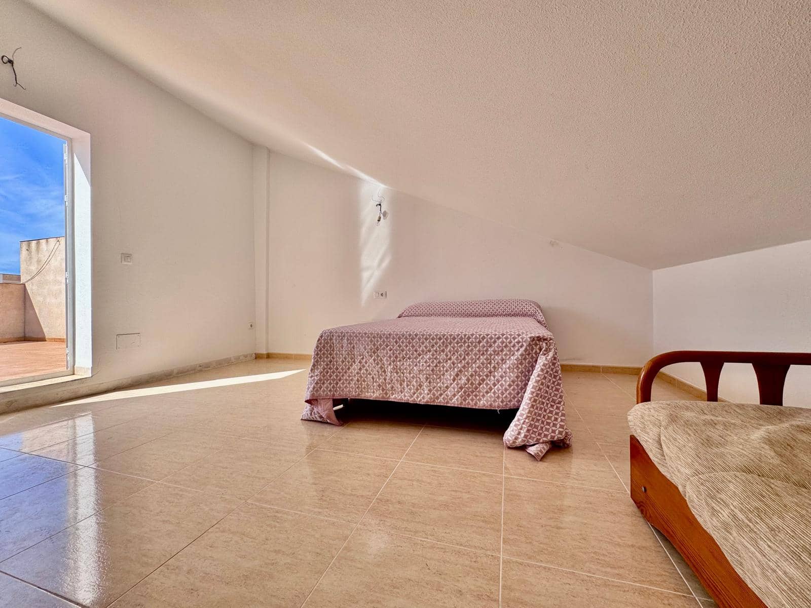 3 bedroom Apartment for sale in San Pedro del Pinatar with garage - € 139,900 (Ref: 9223561)