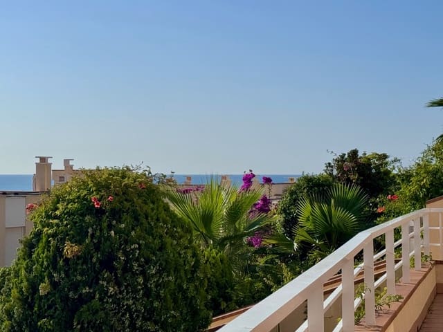 3 soveværelse Byhus til salg i Campoamor, Orihuela med swimmingpool garage - € 389.000 (Ref: 9223573)