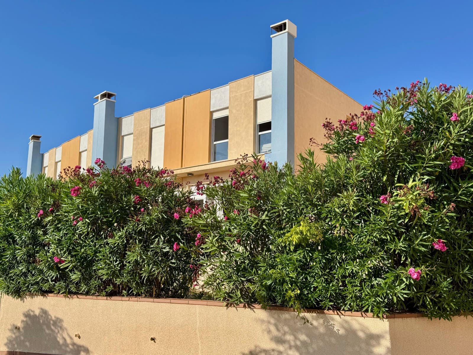 3 soveværelse Byhus til salg i Campoamor med swimmingpool garage - € 389.000 (Ref: 9223573)