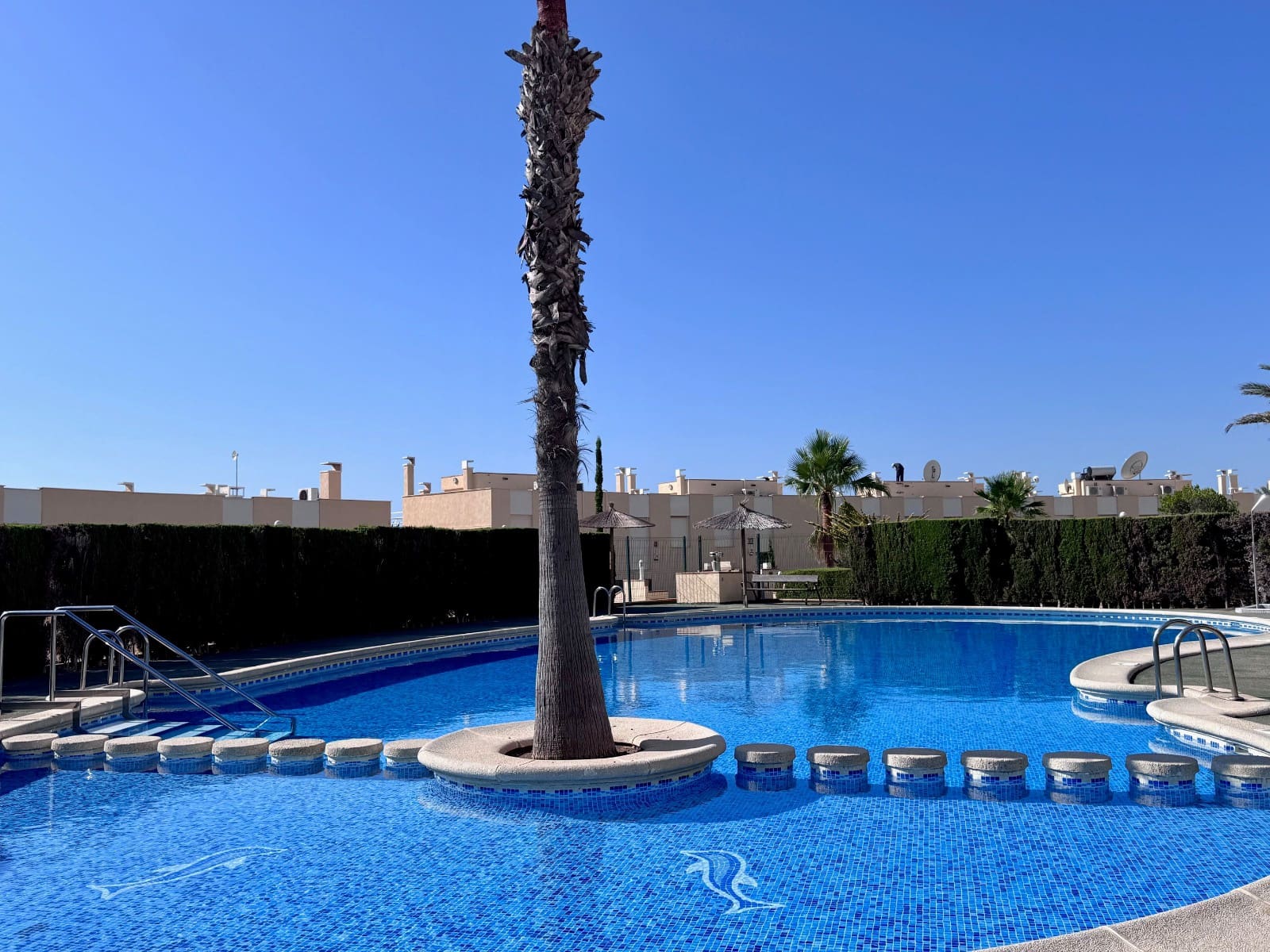 3 soveværelse Byhus til salg i Campoamor med swimmingpool garage - € 389.000 (Ref: 9223573)