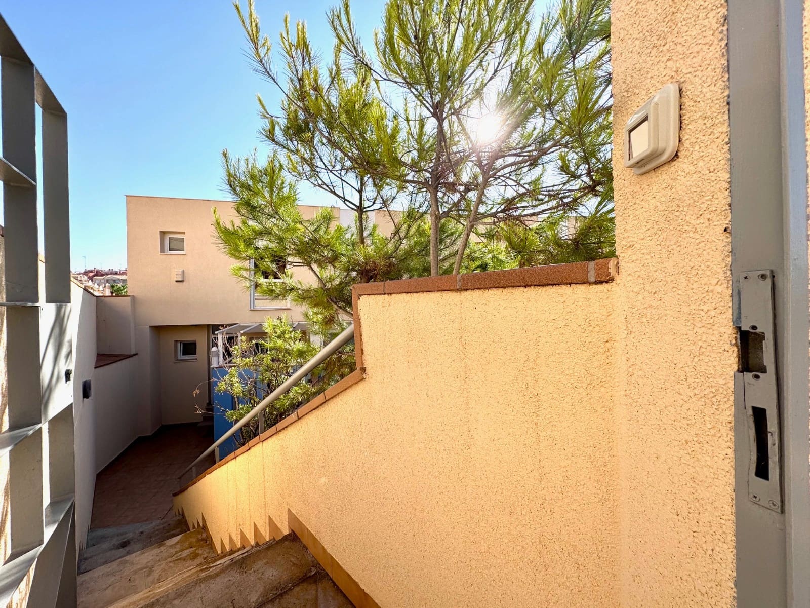 3 soveværelse Byhus til salg i Campoamor med swimmingpool garage - € 389.000 (Ref: 9223573)