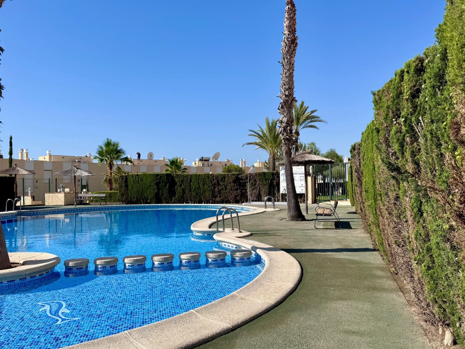 3 soveværelse Byhus til salg i Campoamor med swimmingpool garage - € 389.000 (Ref: 9223573)