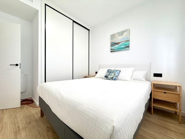 3 sypialnia Dom na sprzedaż w Los Alcázares z basenem - 357 000 € (Ref: 9357708)