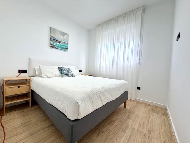 3 sypialnia Dom na sprzedaż w Los Alcázares z basenem - 357 000 € (Ref: 9357708)