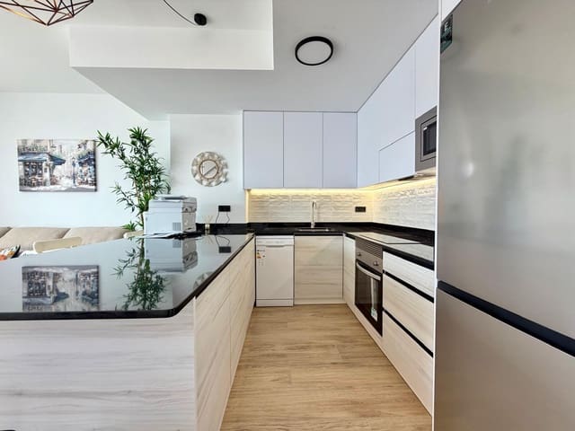 3 sypialnia Dom na sprzedaż w Los Alcázares z basenem - 357 000 € (Ref: 9357708)