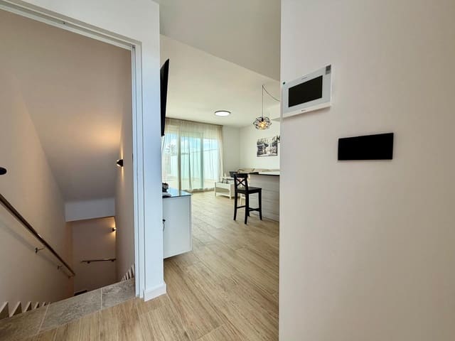 3 sypialnia Dom na sprzedaż w Los Alcázares z basenem - 357 000 € (Ref: 9357708)