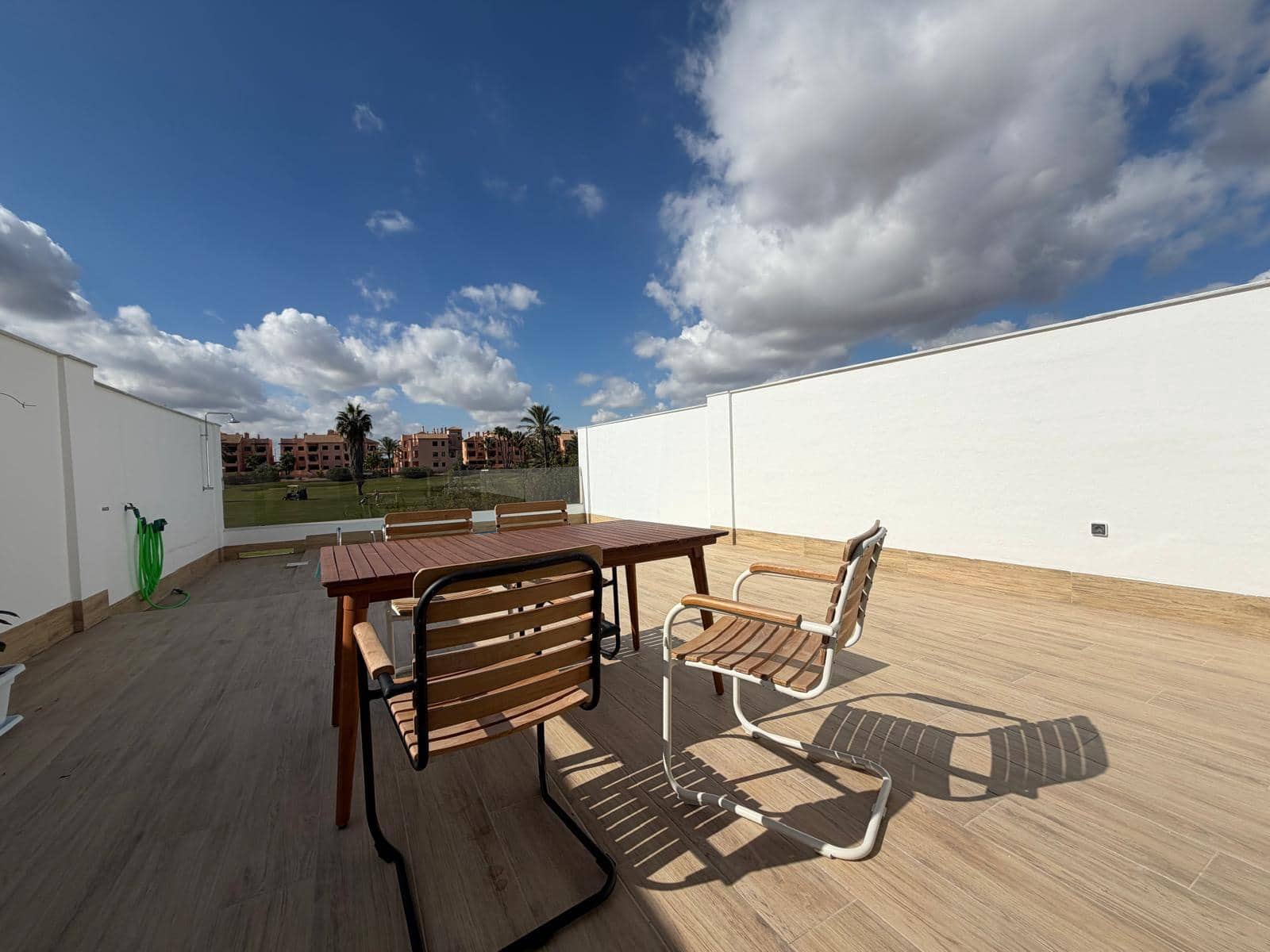 3 sypialnia Dom na sprzedaż w Los Alcazares z basenem - 357 000 € (Ref: 9357708)