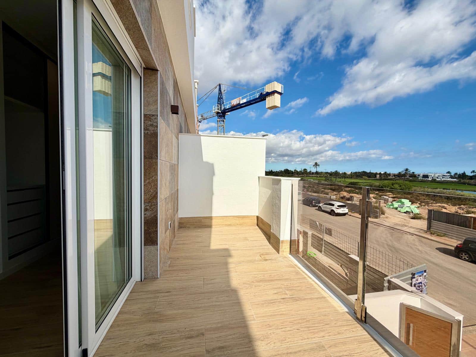 3 sypialnia Dom na sprzedaż w Los Alcazares z basenem - 357 000 € (Ref: 9357708)