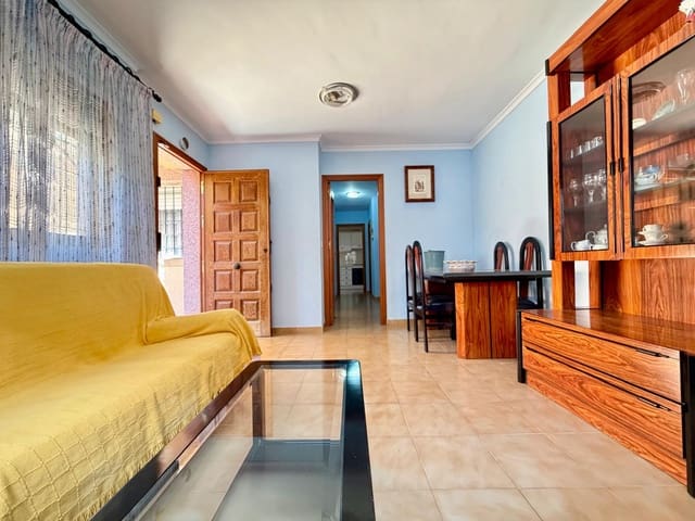 4 soveværelse Villa til salg i San Pedro del Pinatar - € 160.000 (Ref: 9382006)