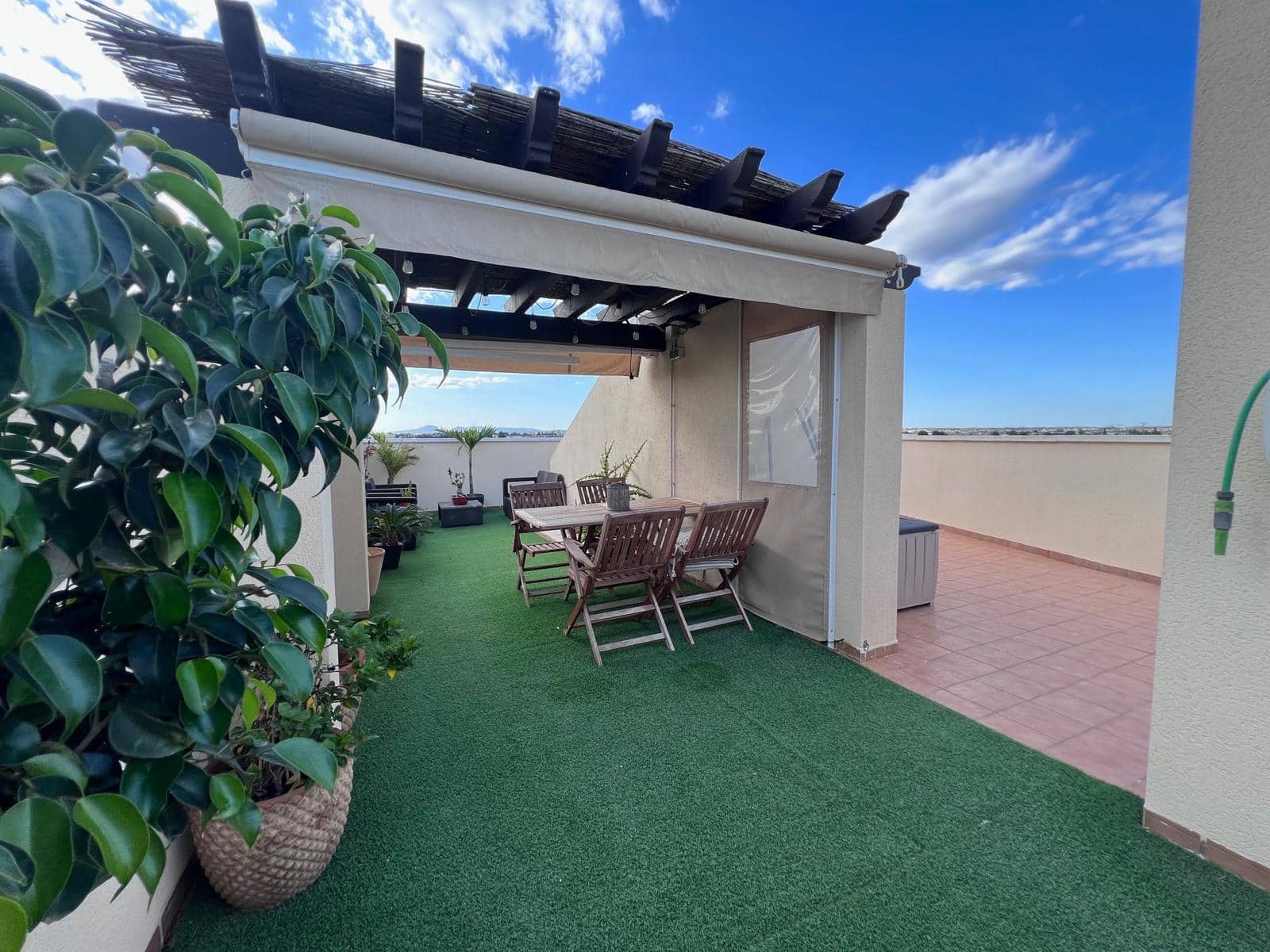 2 bedroom Penthouse for sale in San Pedro del Pinatar with pool garage - € 169,000 (Ref: 9413259)