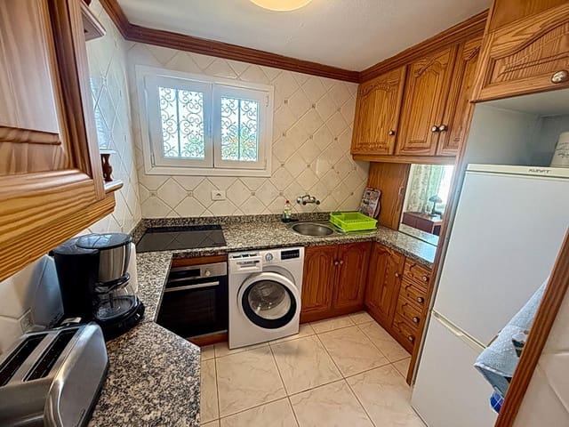 2 bedroom Villa for rent in Los Realejos with pool garage - € 2,450 (Ref: 9246064)