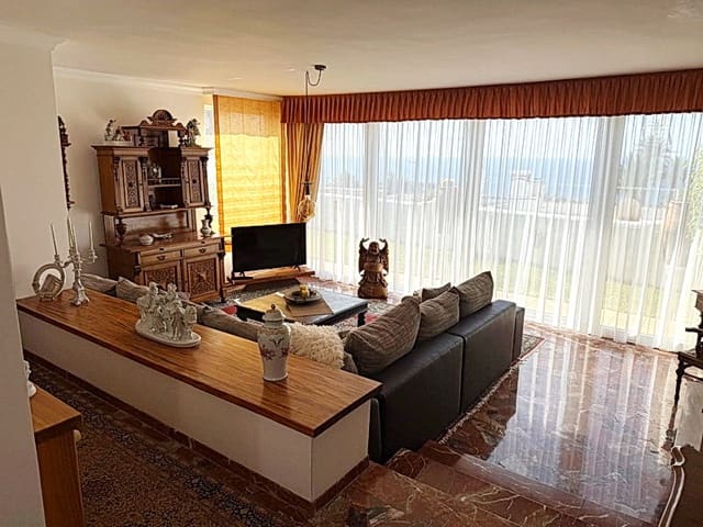 2 slaapkamer Bungalow te koop in Los Realejos met garage - € 499.000 (Ref: 9257980)